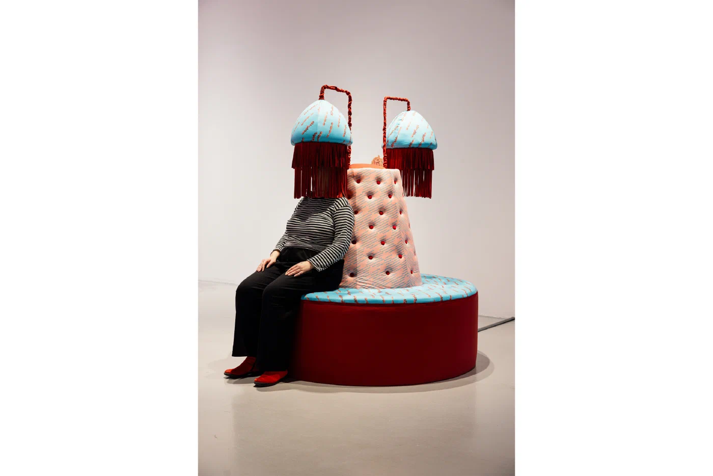 Display Island — image 3