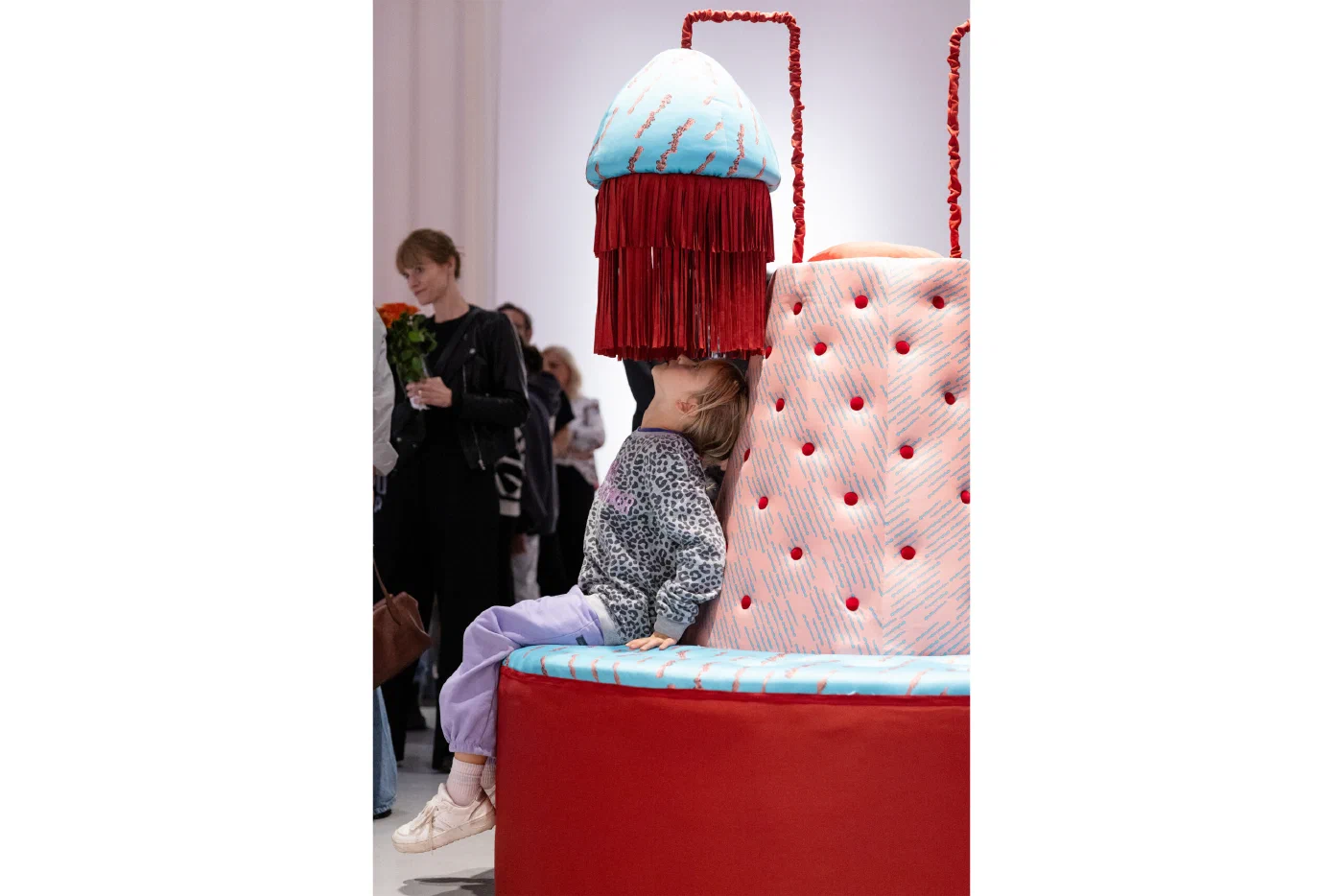 Display Island — image 6