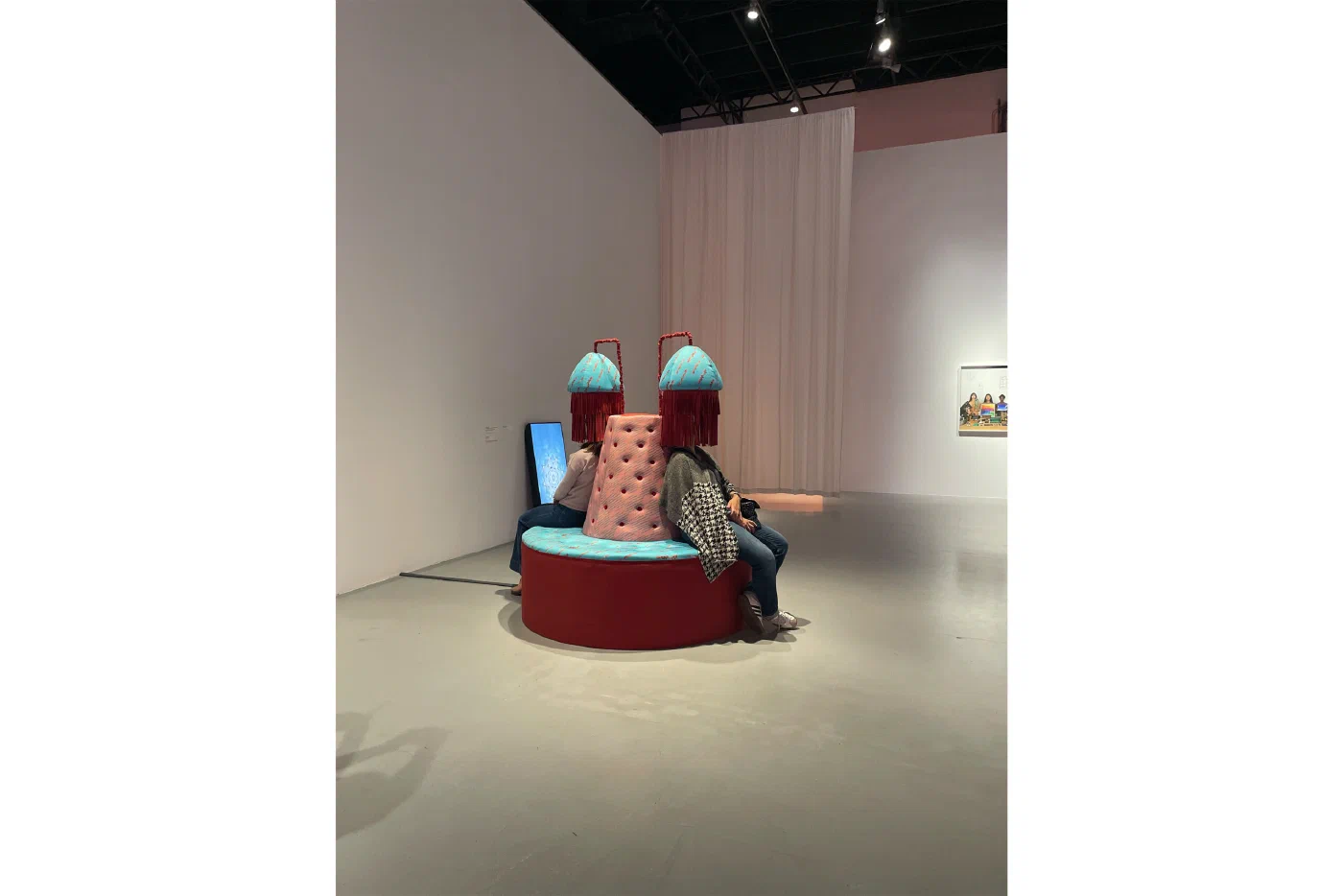 Display Island — image 7