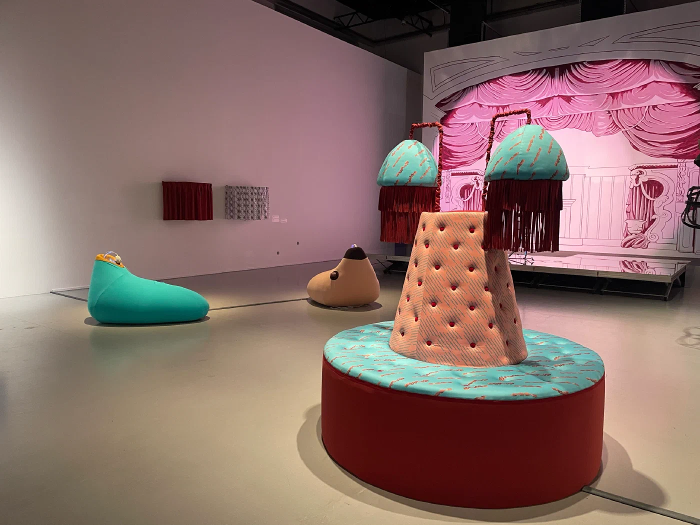 Display Island — image 10