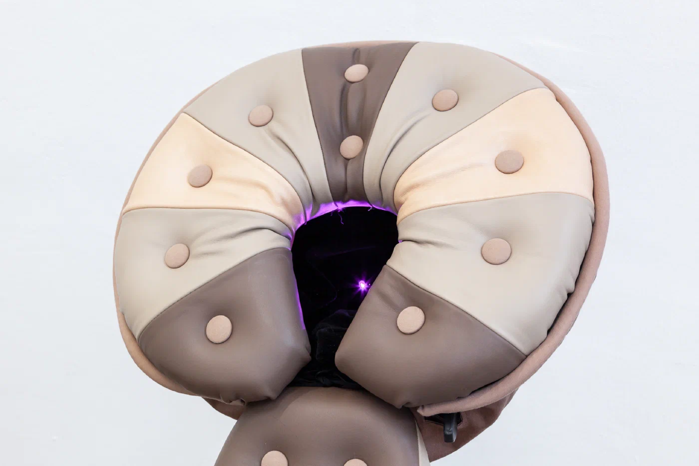 Massage Chairs Love series — image 3