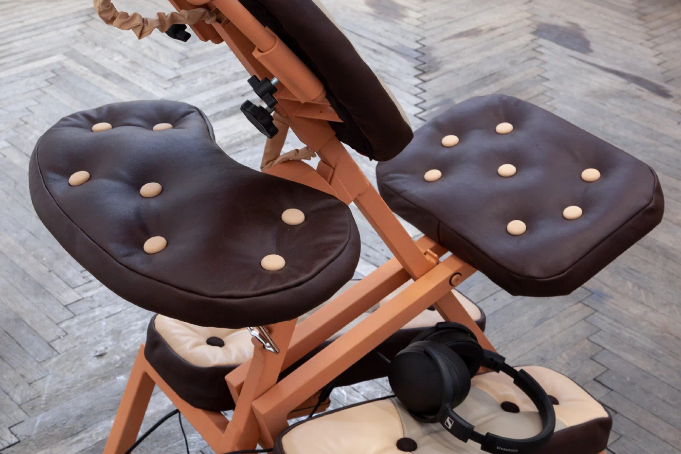 Massage Chairs Love series — image 16